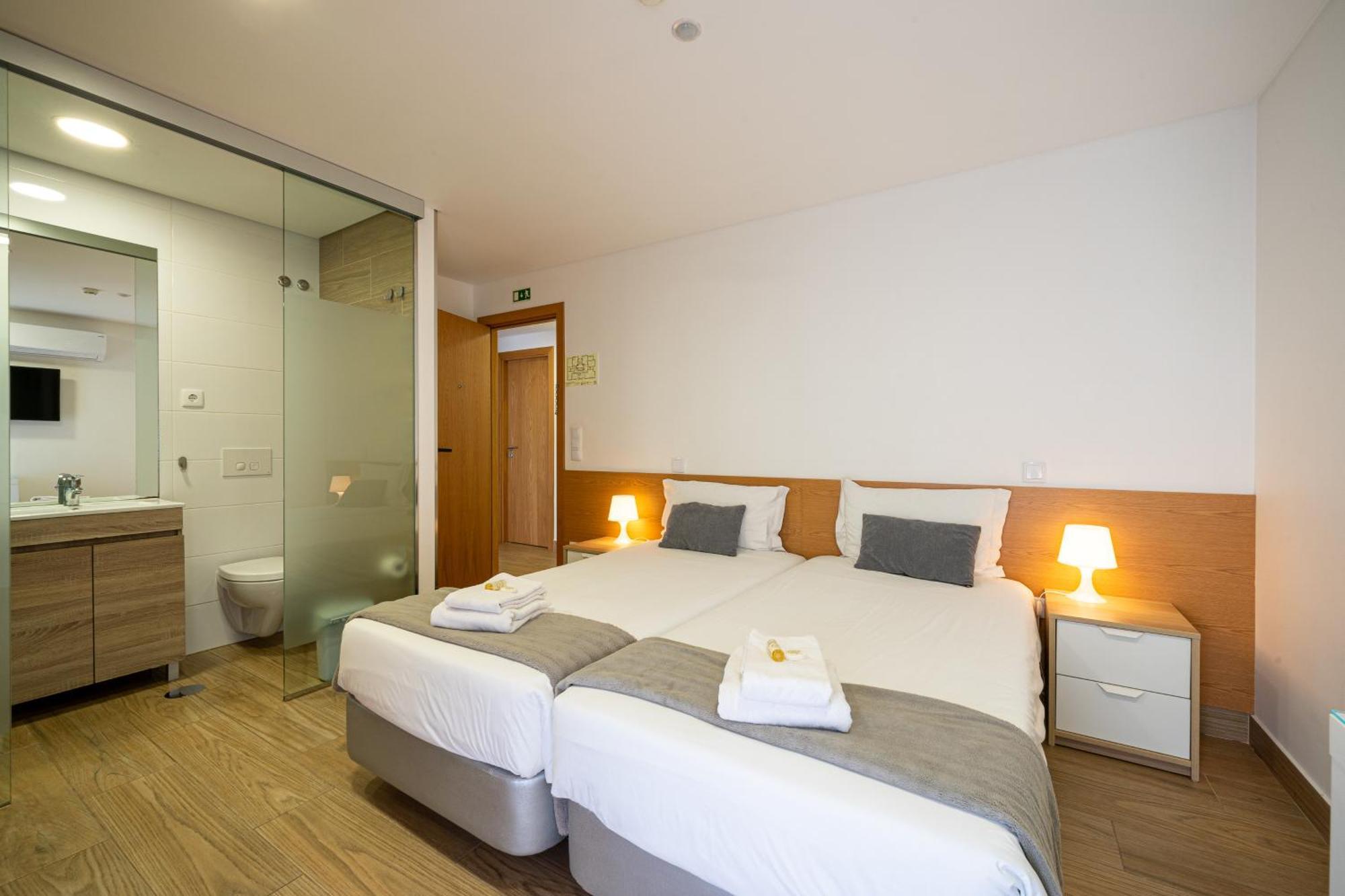 Central Suites 3 São João da Madeira Exterior foto